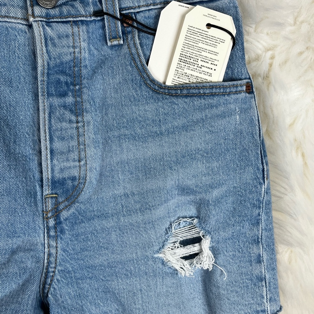 RIBCAGE LEVI JEAN SHORTS - Picture 5 of 6